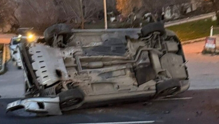 Denizli-Serinhisar Karayolunda Korkunç Kaza: 2 Araç Takla Attı, 5 Yaralı