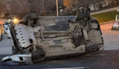 Denizli-Serinhisar Karayolunda Korkunç Kaza: 2 Araç Takla Attı, 5 Yaralı