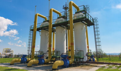 Hürmüz Boğazı’nda Kriz: Avrupa Gaz Fiyatları Fırladı, Enerji Güvenliği Tehlikede