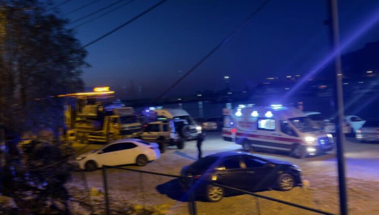 Finike Açıklarında Mülteci Teknesi Battı: 15 Ölü, 20 Yaralı – Kurtarma Çalışmaları Devam Ediyor