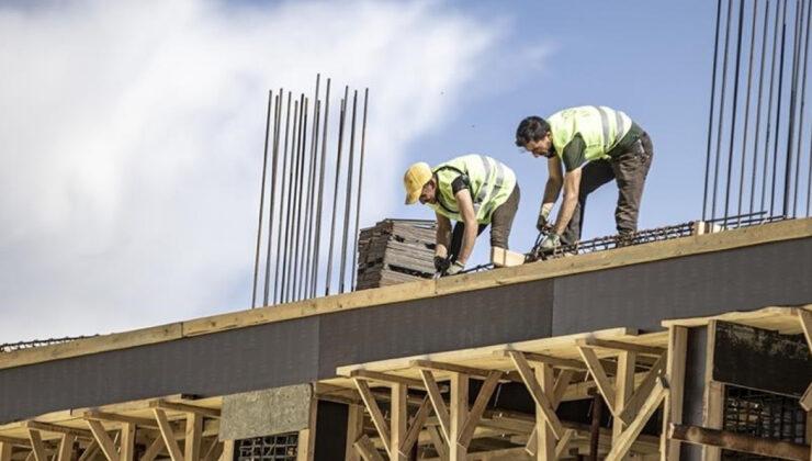 Asgari Ücret Zammı İnşaat Maliyetlerini Katladı: Ocak Ayı Verileri Alarm Veriyor