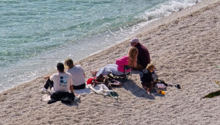Hava Durumu Raporu: Hafta Boyunca Yağış Yok, Sıcaklıklar Mevsim Normallerinde Seyredecek