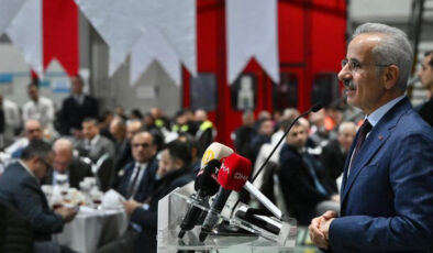 Bakan Uraloğlu’ndan Ramazan Bayramı’na Özel Ulaşım Hazırlığı: Ek Seferler ve Kapasite Artışı