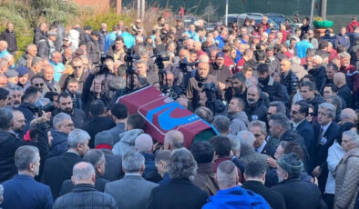 Trabzonspor Yardımcı Antrenörü Orhan Kaynak İçin Duygusal Veda Töreni Düzenlendi: ‘Trabzonspor Ruhu’nun Kaybı