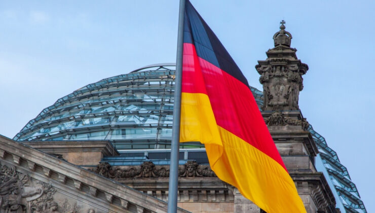 Almanya’da Akaryakıt Fiyatlarına ‘Avusturya Modeli’ Geliyor: Zamlar Tek Seferle Sınırlandırılacak