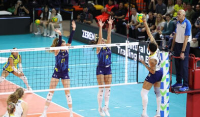Fenerbahçe Kadın Voleybol Takımı, CEV Şampiyonlar Ligi’nde Çeyrek Final İlk Maçında Savino Del Bene’ye Mağlup Oldu