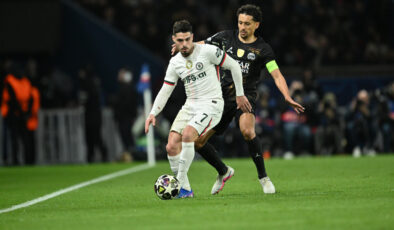 Pedro Neto’dan Top Toplayıcıya Sert Tepki: PSG-Chelsea Maçında Yaşananlar ve Özür