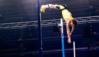 Armand Duplantis’ten Bir Rekor Daha: Sırıkla Atlama Efsanesi 15. Dünya Rekorunu Kırdı!