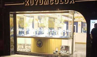 Konya’da Kuyumcu Soygunu: Maskeli Şüpheliler İmitasyon Bileziklerle Kaçtı, Yakalandılar