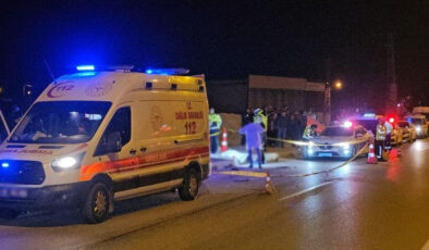 Adana’da Feci Kaza: Belediye Otobüsü ile Motosiklet Çarpıştı, 17 Yaşındaki Genç Hayatını Kaybetti