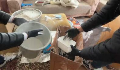 Silivri’de Uyuşturucu İmalathanesine Dev Operasyon: 1.4 Milyon Hap ve 80 Kg Madde Ele Geçirildi