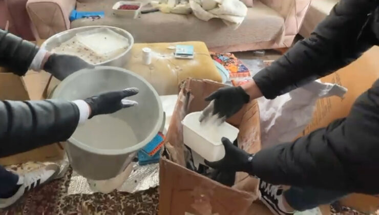 Silivri’de Uyuşturucu İmalathanesine Dev Operasyon: Milyonlarca Hap Ele Geçirildi