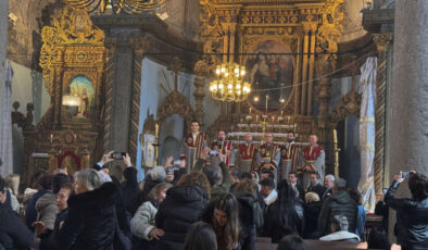Kayseri’de Surp Krikor Lusavoriç Kilisesi’nde Miçing Ayini: Patrikhane’den Anadolu’ya İbadet Ziyareti ve Güncel Gelişmelere Dair Değerlendirmeler