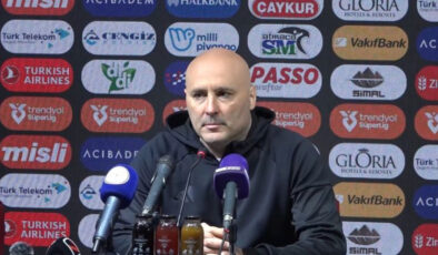 Antalyaspor Teknik Direktörü Sami Uğurlu’dan Gaziantep FK Mağlubiyeti Sonrası Açıklamalar: “Hayal Kırıklığı Yaşadık”