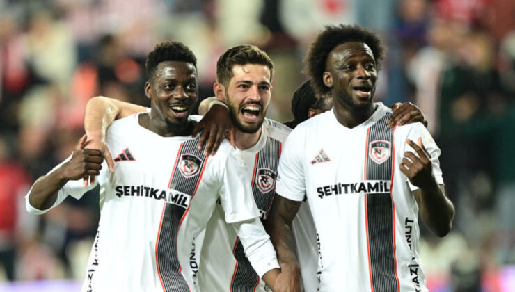 Gaziantep FK’dan Antalyaspor’a Gol Şov: 4-1’lik Galibiyet ve Deprem Paniği