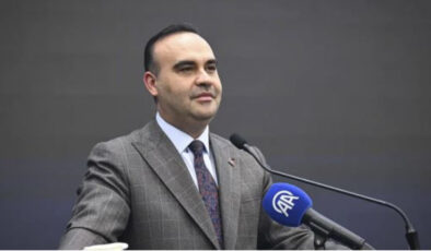 Bakan Kacır’dan İş Dünyasına Mesajlar: Savunma Sanayisindeki Gelişmeler ve Jeopolitik Riskler