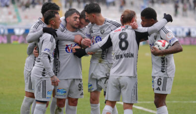 Erzurumspor FK, Hatayspor’u Farklı Geçti: 3-0’lık Galibiyetle Play-Off Umutları Canlandı