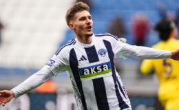 Kasımpaşa, Eyüpspor’u 1-0 Mağlup Etti: Benedyczak’tan Galibiyet Golü