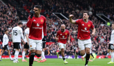 Manchester United, Aston Villa’yı Old Trafford’da Devirdi: Şampiyonluk Yarışında Kritik Galibiyet!
