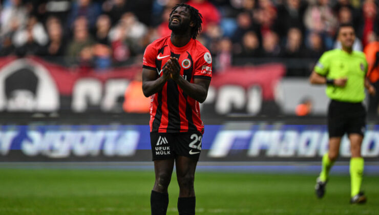 Gençlerbirliği – Beşiktaş Maçında Kırmızı Kart Şoku: Koita Atıldı, Başkent Ekibi 10 Kişi Kaldı