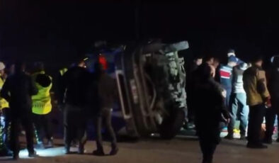 Polatlı’da Feci Kaza: Minibüs ve Otomobil Çarpıştı, 2 Ölü, 13 Yaralı