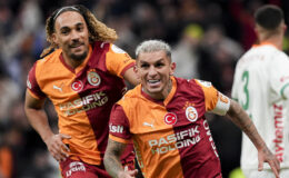 Galatasaray’dan Alanyaspor’a Karşı Şov: Liderlik Sürdü, Oyuncular Konuşuldu
