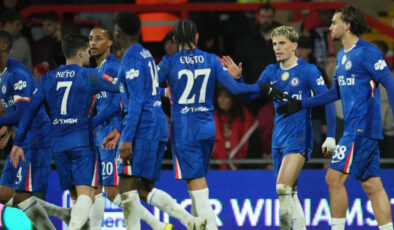 Chelsea’ye Finansal İhlallerden 10.75 Milyon Sterlin Ceza ve Transfer Yasağı: Premier Lig’den Açıklama