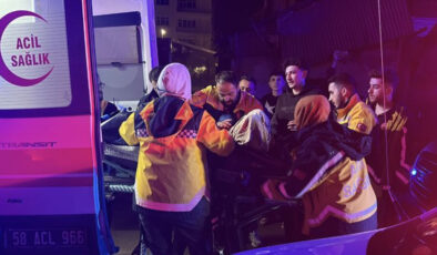 Sivas’ta Kanlı İftar: 15 Yaşındaki Çocuk Babası ve Ağabeyini Öldürdü, Babaannesini Yaraladı