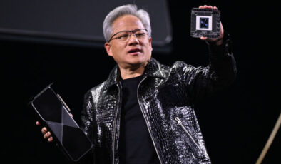 Nvidia CEO’su Jensen Huang’dan Çarpıcı Yapay Zeka Çipi Gelir Tahmini: 2027’ye Kadar 1 Trilyon Dolar!