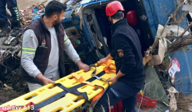 Osmaniye’de Feci Kaza: TIR Hamus Çayı’na Uçtu, Sürücü Hayatını Kaybetti