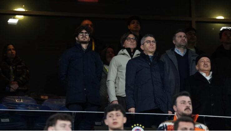 Montella Fenerbahçe – Gaziantep FK Maçını Tribünden Takip Etti: Milli Takım Teknik Direktörü’nden Gözlem