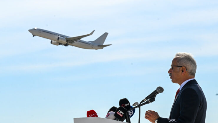 Ulaştırma Bakanlığı’ndan Bayram ve Ara Tatil İçin Hava Yolu Seferlerine Takviye: 867 Ek Uçuş Planlandı