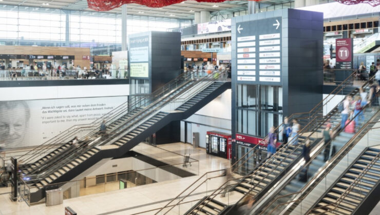 Berlin-Brandenburg Havalimanı’nda Grev: Onlarca Uçuş İptal, Binlerce Yolcu Etkilendi