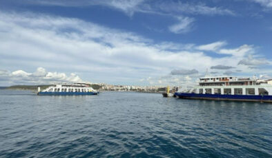 Gökçeada ve Bozcaada Feribot Seferleri Fırtına Nedeniyle İptal Edildi: Yarınki Ulaşım Durumu