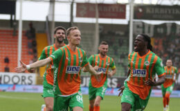 Alanyaspor, Kocaelispor’u Gol Yağmuruna Tuttu: Maç Sonucu 5-0