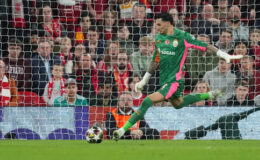 Uğurcan Çakır’dan Dev Kurtarışlar! Galatasaray, Liverpool Deplasmanında Salah’a Geçit Vermedi