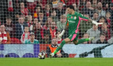 Uğurcan Çakır’dan Dev Kurtarışlar! Galatasaray, Liverpool Deplasmanında Salah’a Geçit Vermedi