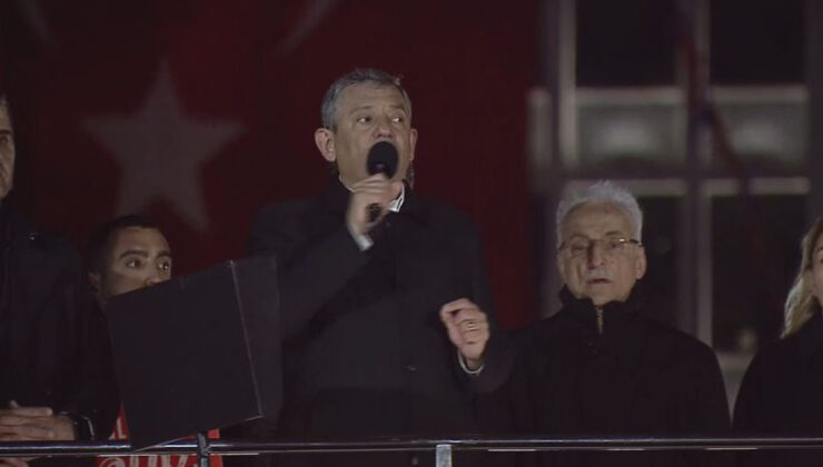 Özgür Özel’den Saraçhane’de Sert Mesajlar: ‘Millet İradesine Sahip Çıkıyoruz’ Mitinginde Konuştu