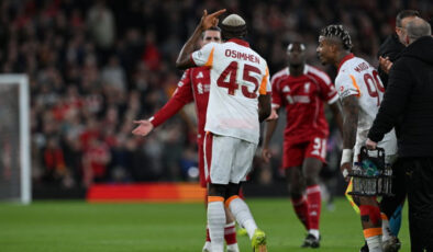 Galatasaray Şampiyonlar Ligi’ne Veda Ederken Osimhen Sakatlandı: Liverpool’dan Farklı Mağlubiyet ve Üzücü Anlar