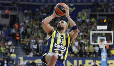 Fenerbahçe Beko, Milano’yu Konuk Ediyor: EuroLeague’de Liderlik Mücadelesi