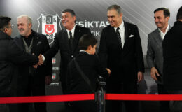 Beşiktaş’ta Bayram Coşkusu: Geleneksel Bayramlaşma Töreni Tüpraş Stadı’nda Gerçekleştirildi
