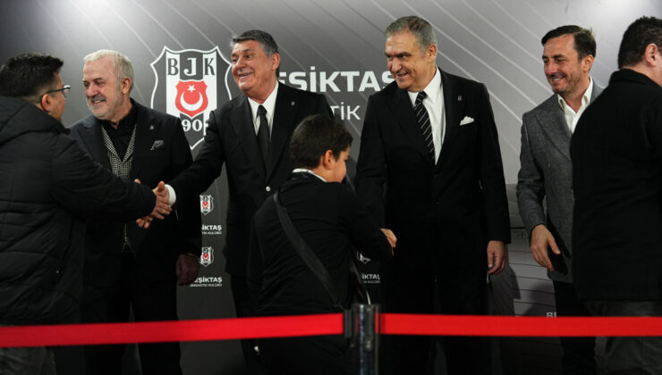 Beşiktaş’ta Bayram Coşkusu: Geleneksel Bayramlaşma Töreni Tüpraş Stadı’nda Gerçekleştirildi