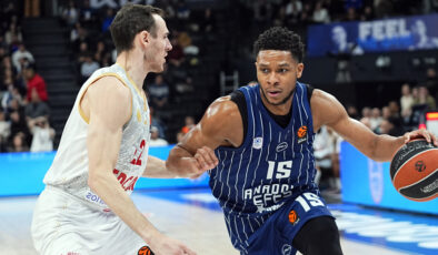 Anadolu Efes EuroLeague’de Monaco’ya Yenildi: Playoff Umutları Zorlaşıyor