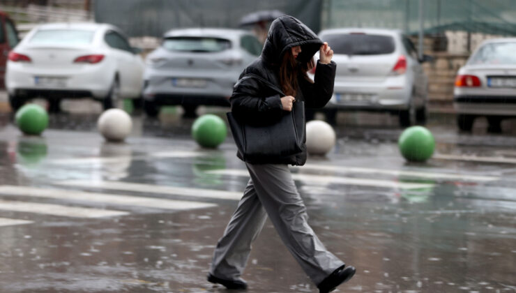 Türkiye’yi Yağışlı Hava Bekliyor: Kuvvetli Yağmur ve Kar Uyarısı! İETT Şoföründen Rota Şaşkınlığı