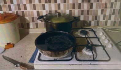 Manisa’da Ocakta Unutulan Yemek Faciası: Yaşlı Kadın Hayatını Kaybetti