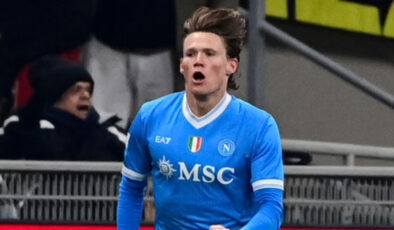 Napoli, Cagliari’yi McTominay’in Erken Golüyle Geçti: Serie A’da Şampiyonluk Yarışı Kızışıyor