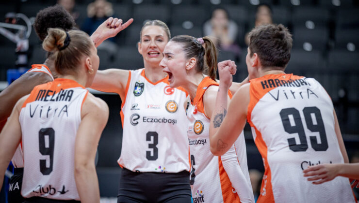 Eczacıbaşı Dynavit, AXA Sigorta Kadınlar Kupa Voley’de Yarı Finale Yükseldi: Göztepe’ye Geçit Yok!