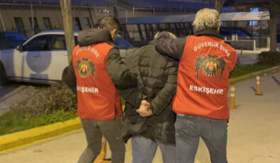 Eskişehir’de Atatürk’e Hakaret Eden Şüpheli Tutuklandı: Polis Harekete Geçti