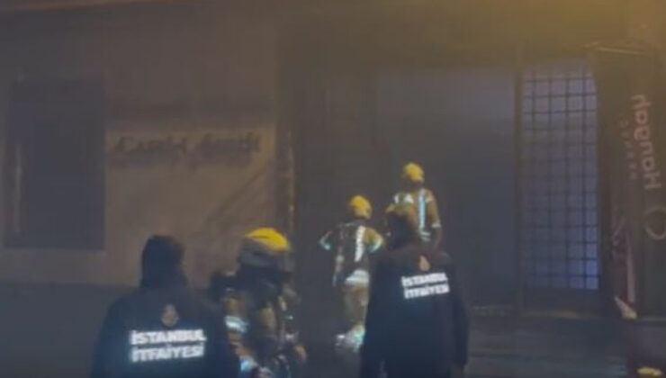 Beykoz’da Cami Yangını: Mahmud Efendi Camisi’nde Yangın Çıktı, Elektrik Panosundan Kaynaklandığı İddia Edildi