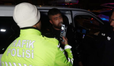 Antalya’da Uyuşturucu Kullanan Sürücü Polisten Kaçtı: 200 Bin TL Ceza ve Ehliyete El Konuldu